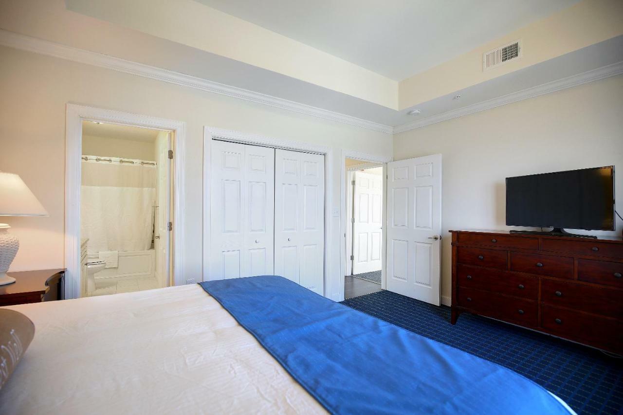 Waterside Hotel 3*